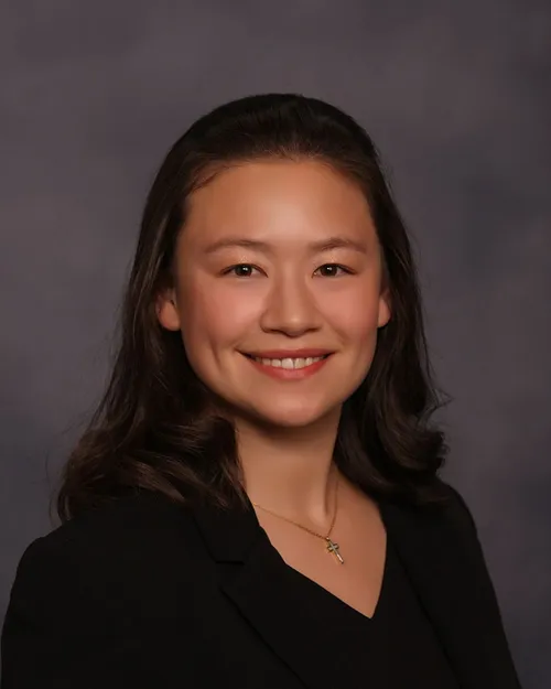 chiropractor-in-tacoma-kristen-drumm-in-tacoma-renaissance